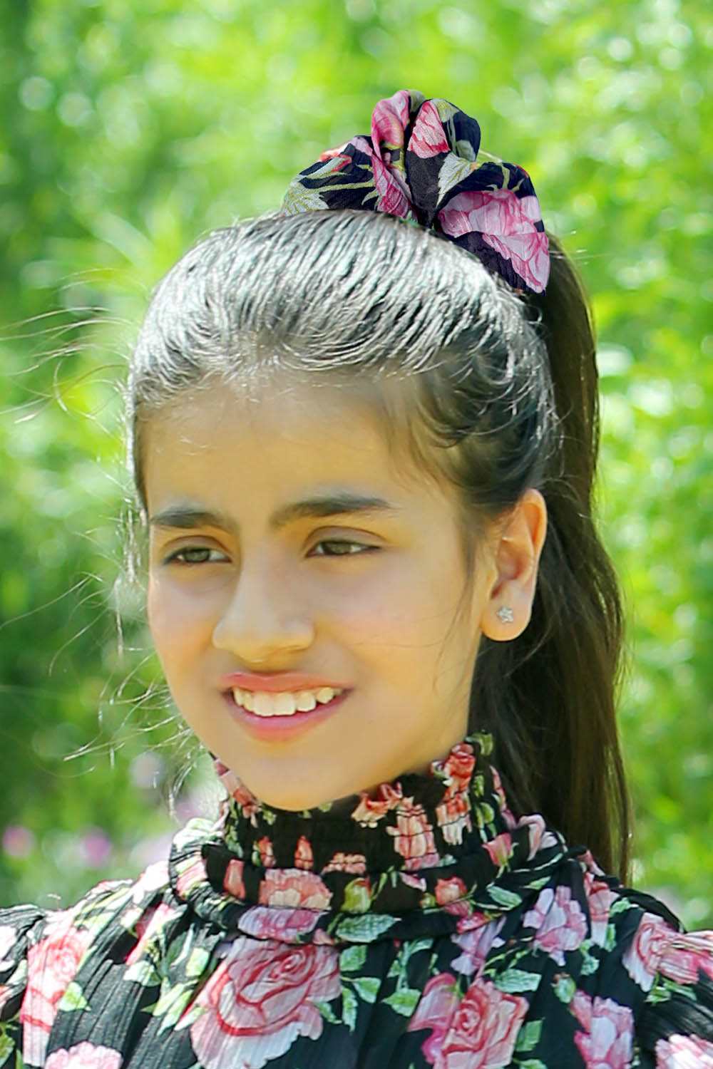 Rose scrunchie